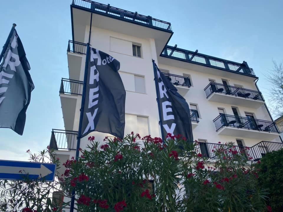 Rex Hotel