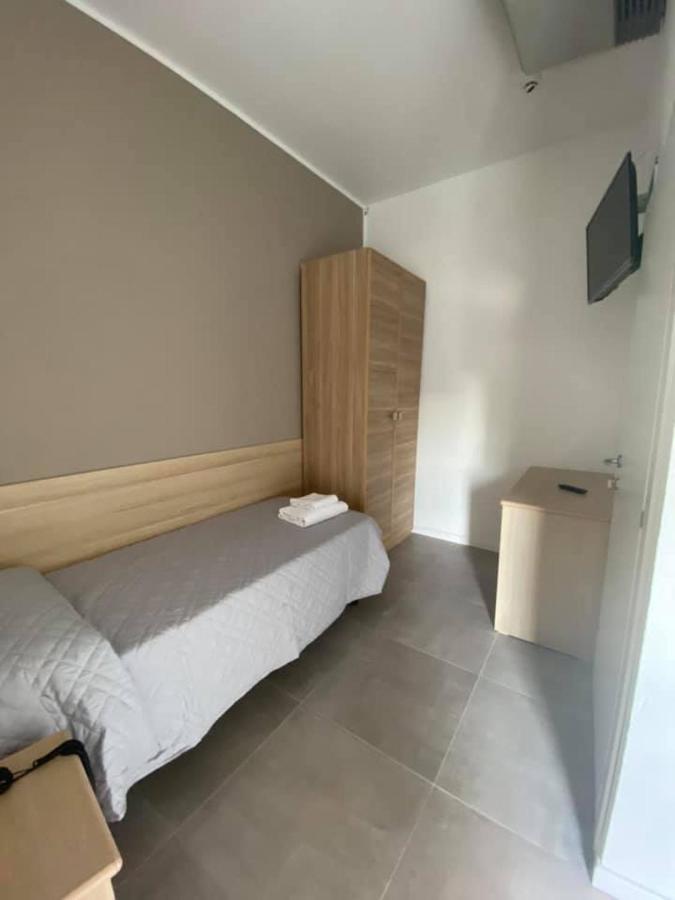 Rex Hotel